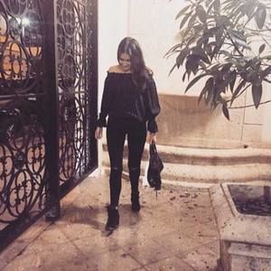 Meet your Posher, Caroline